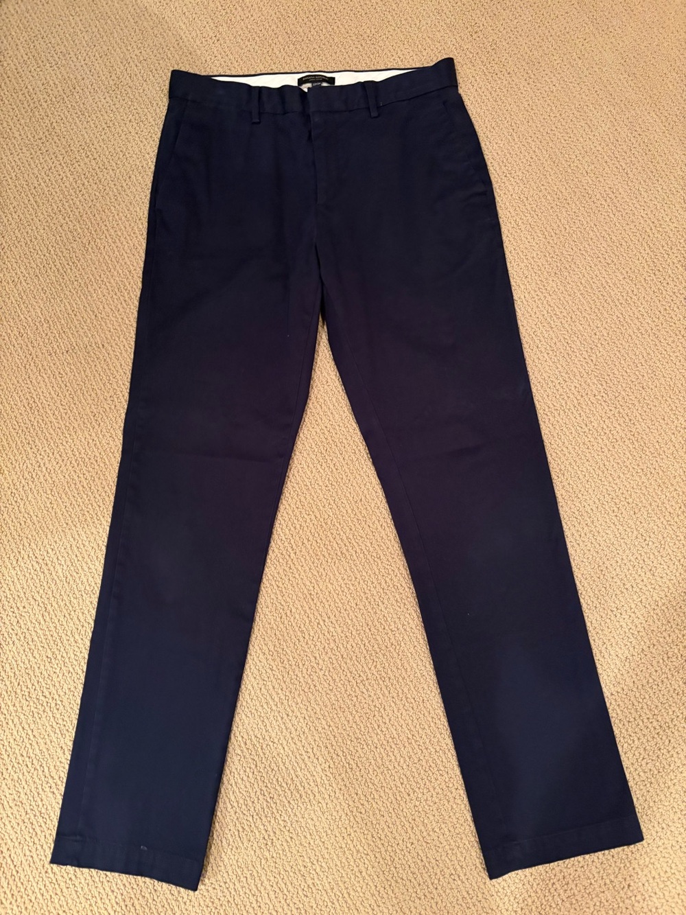 Banana Republic Aiden Men's slim Navy Chino Pants Size 33 x 34